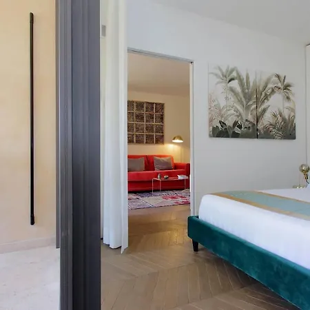 아파트 Luxury Domus 1